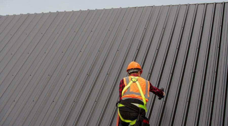 Professional gutter cleaning in Chauncey, WV